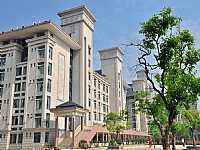 五栋新学生公寓楼